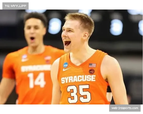 伊尔迪兹替补登场难挽颓势 尤文进攻乏力再陷困局 伊尔迪兹替补登场难挽颓势 尤文进攻乏力再陷困局